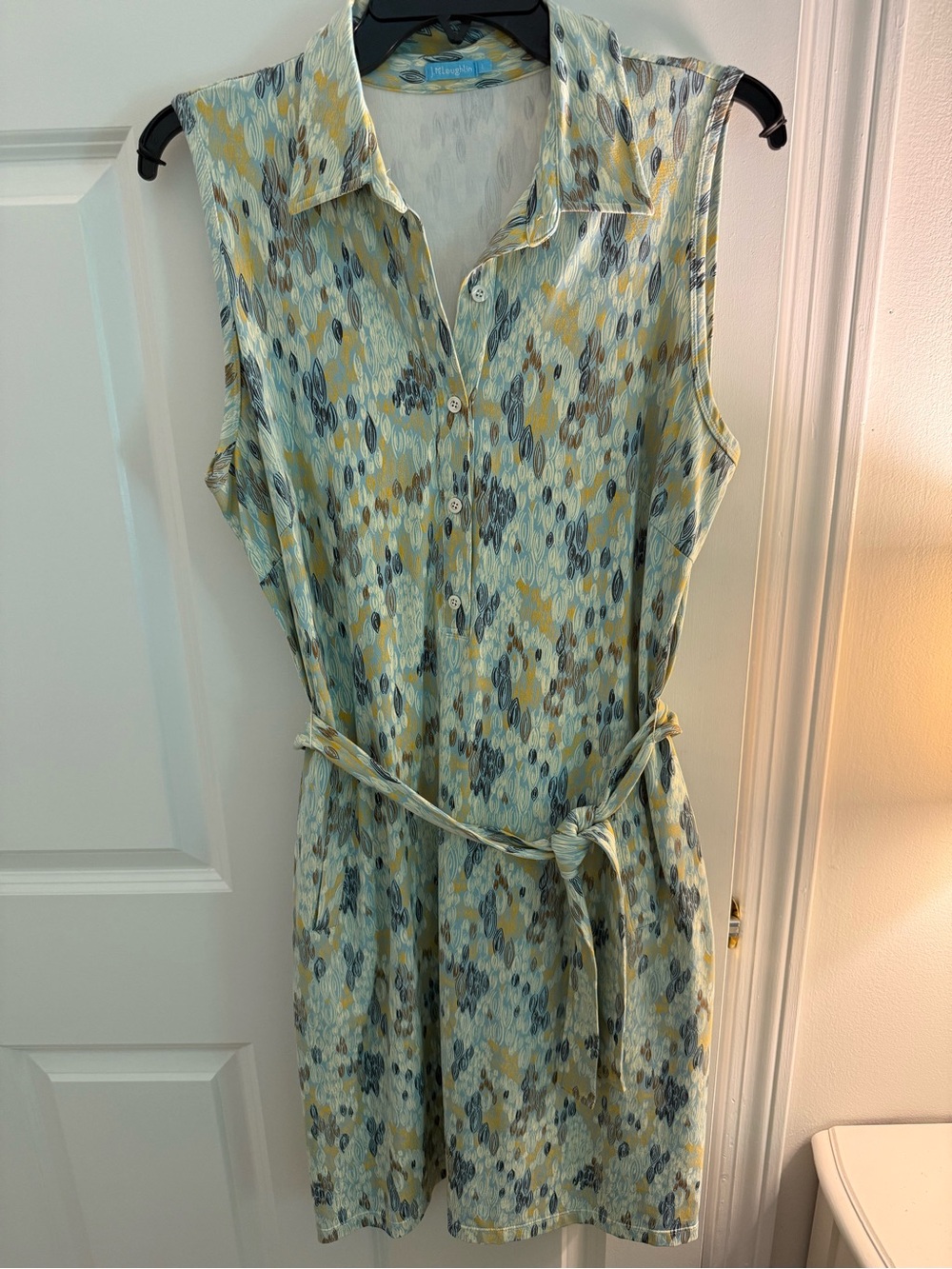 J. McLaughlin Sleeveless Mini Shirt Dress in Soft Yellow and Blue Abstract